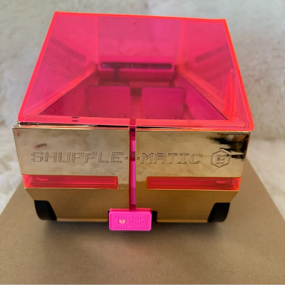 L.O.L. SURPRISE 3-in-1 Party Cruiser Pink OMG Doll Car Pool Dance Floor